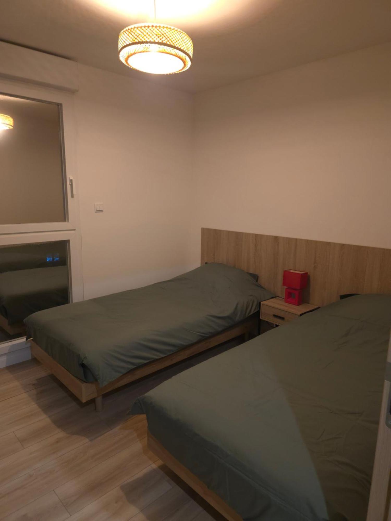 Appartement Cosy Pres De Sceneo Et Auchan Au Dessus Du Fleuriste Bellafleur Longuenesse Экстерьер фото