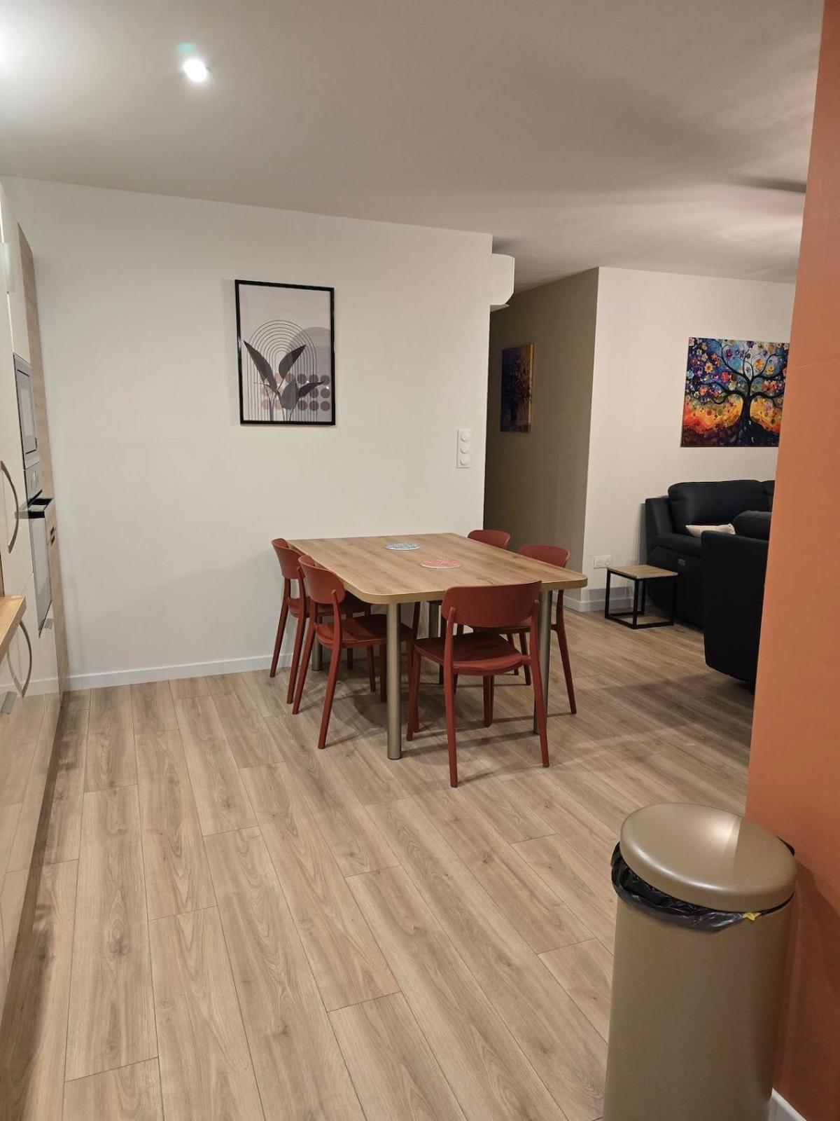 Appartement Cosy Pres De Sceneo Et Auchan Au Dessus Du Fleuriste Bellafleur Longuenesse Экстерьер фото